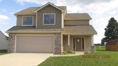 205 PRAIRIE FIRE PL, Alexandria, IN 46001