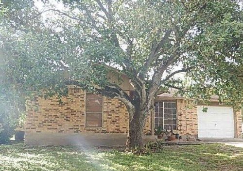 1309 Teto St, George West, TX 78022