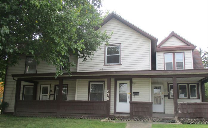 378 S Main St, Amherst, OH 44001