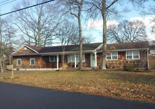 49 Sandy Point Dr, Brick, NJ 08723