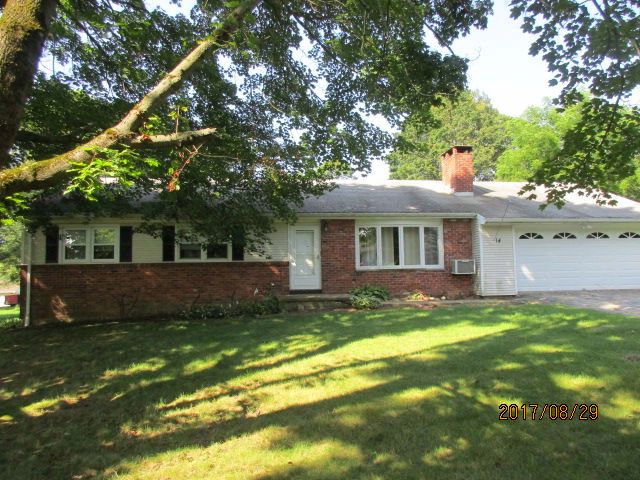 14 Charcoal Ridge Rd W, New Fairfield, CT 06812