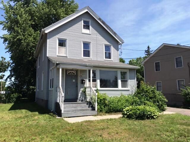 741 Saint James Ave, Springfield, MA 01104