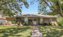 803 Monique Ct Cedar Hill, TX 75104