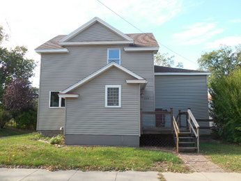 203 E South St, Morrison, IL 61270