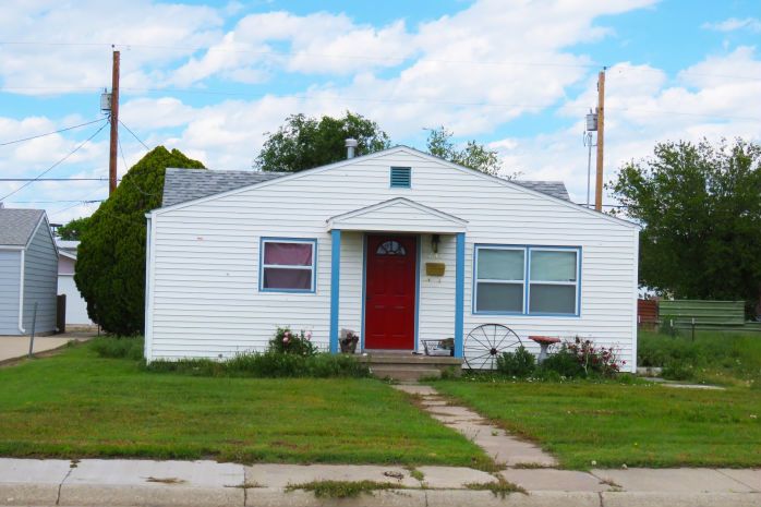 707 E. 6TH STREET, Hays, KS 67601