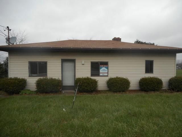 3828 GREEN GARDEN ROAD, Aliquippa, PA 15001