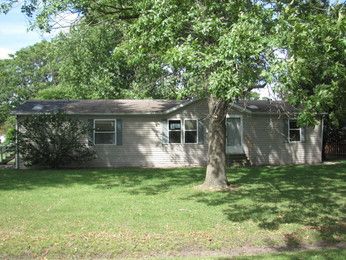 542 Rodenberg, Livingston, IL 62058