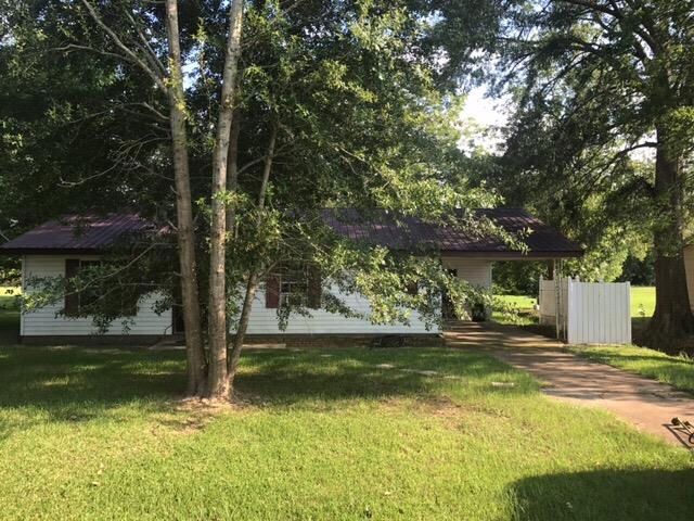 625 Terry Lane Dr, Carthage, MS 39051