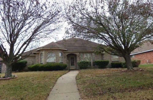 512 Saddle Head Dr, Desoto, TX 75115