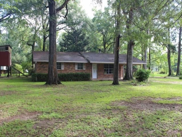 42665 Hwy 10, Franklinton, LA 70438