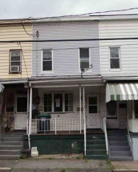 607 N Railroad St, Tamaqua, PA 18252