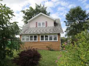 5804 Woodville Rd, Northwood, OH 43619