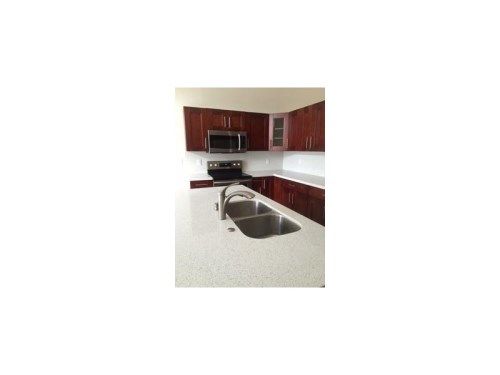 17607 SW 20th St, Hollywood, FL 33029