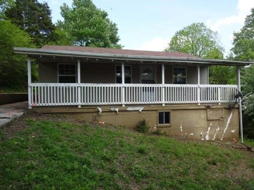 813 Big Hill Rd, Pennington Gap, VA 24277