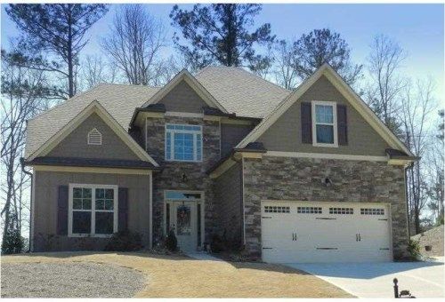 165 Lincoln Dr, Dallas, GA 30132