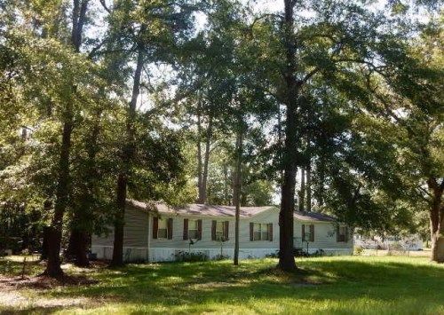 19 Pecan Grove Ln, Ridgeland, SC 29936