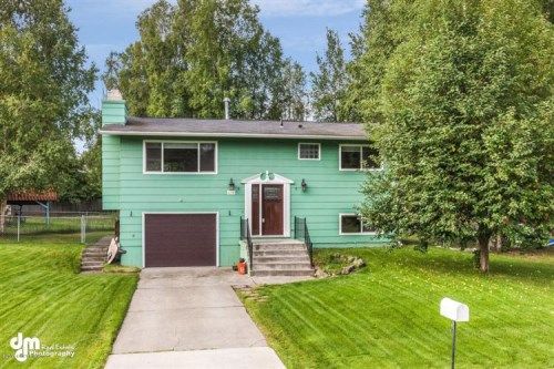 4240 Warwick Drive, Anchorage, AK 99508