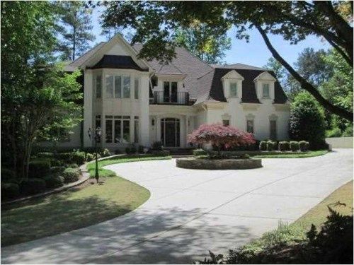 9425 Colonnade Trl, Alpharetta, GA 30022