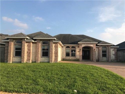 10229 Turning Leaf Dr, Corpus Christi, TX 78410