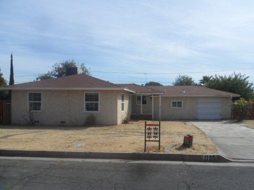 1100 Garfield Ave, Madera, CA 93638