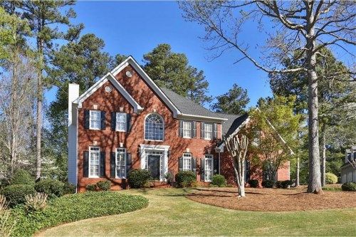 544 Misty Lake Lane, Lawrenceville, GA 30043