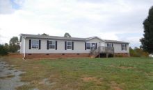 6625 Oak Hollow Dr Snow Camp, NC 27349