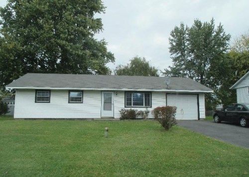 306 Idlewood Blvd, Baldwinsville, NY 13027