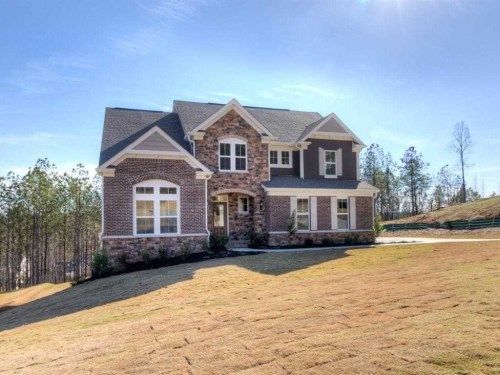 135 Millstone Manor Ct, Woodstock, GA 30188