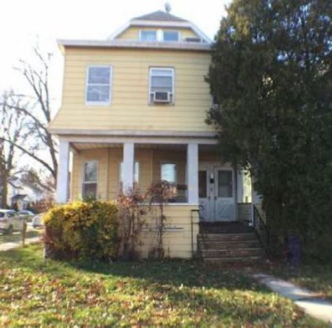 728 Chestnut St, Roselle, NJ 07203