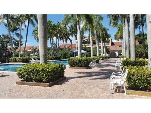 3610 NW YACHT CLUB DR # 405, Miami, FL 33180