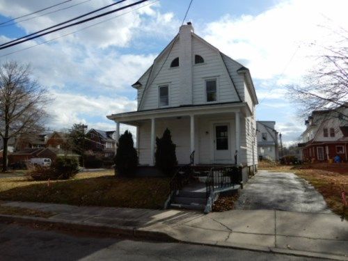 303 Columbia Ave, Trenton, NJ 08618