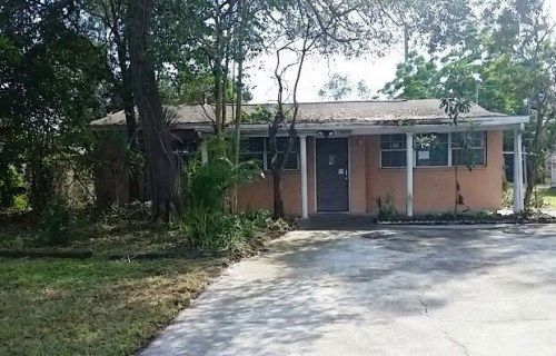 3916 W Watrous Ave, Tampa, FL 33629