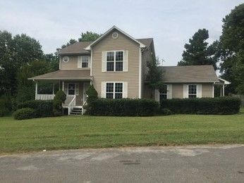 303 Borum Ave, Hohenwald, TN 38462