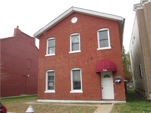 7141 Virginia Ave, Saint Louis, MO 63111