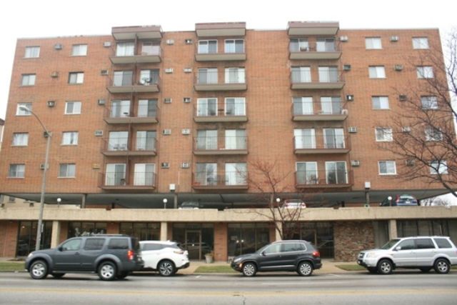 7830 W N Ave Apt 309, Elmwood Park, IL 60707