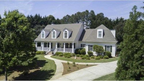 9190 Mainsail Dr, Gainesville, GA 30506