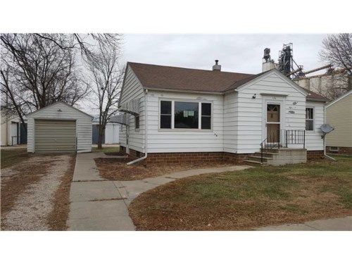 116 Flower St, Albert City, IA 50510