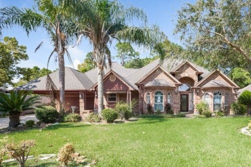 2118 Duroux Rd, La Marque, TX 77568