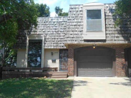 2610 SW 30th St, Topeka, KS 66611