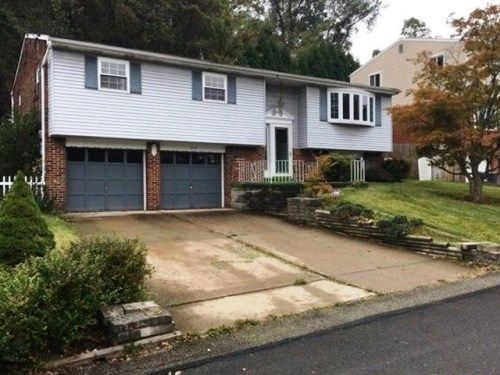 248 Springwood Dr, Verona, PA 15147