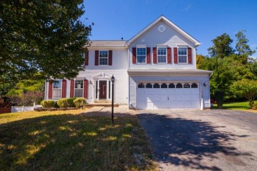 15648 Piedmont Pl, Woodbridge, VA 22193