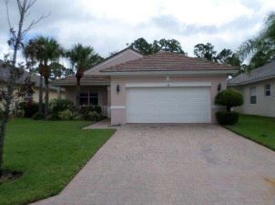 184 NW Pleasant Gro, Port Saint Lucie, FL 34986