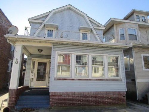 8 S Vassar Sq, Ventnor City, NJ 08406