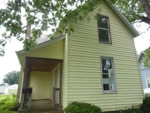 335 S River St, Newcomerstown, OH 43832