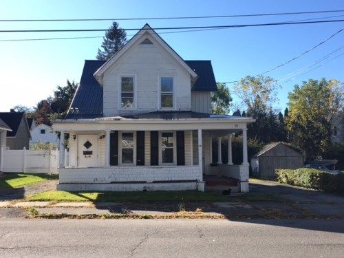 10 Walnut Street, Gloversville, NY 12078