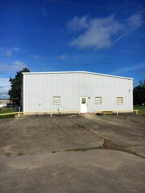 3706 Commercial Dr, New Iberia, LA 70560