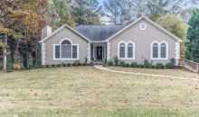 638 Picketts Lake Dr Acworth, GA 30101