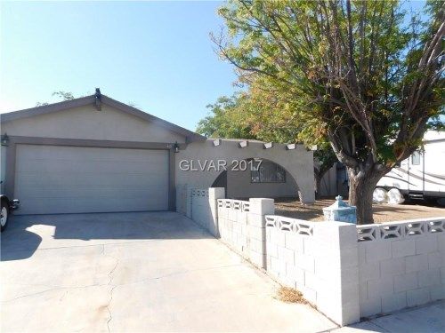 418 Summit Drive, Henderson, NV 89002