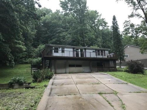 8 Manito Trl, Malvern, OH 44644