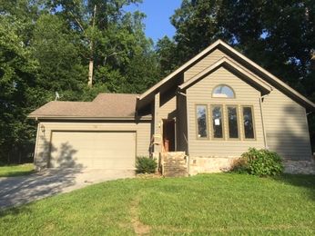 280 Cedar Cir, Jacksboro, TN 37757